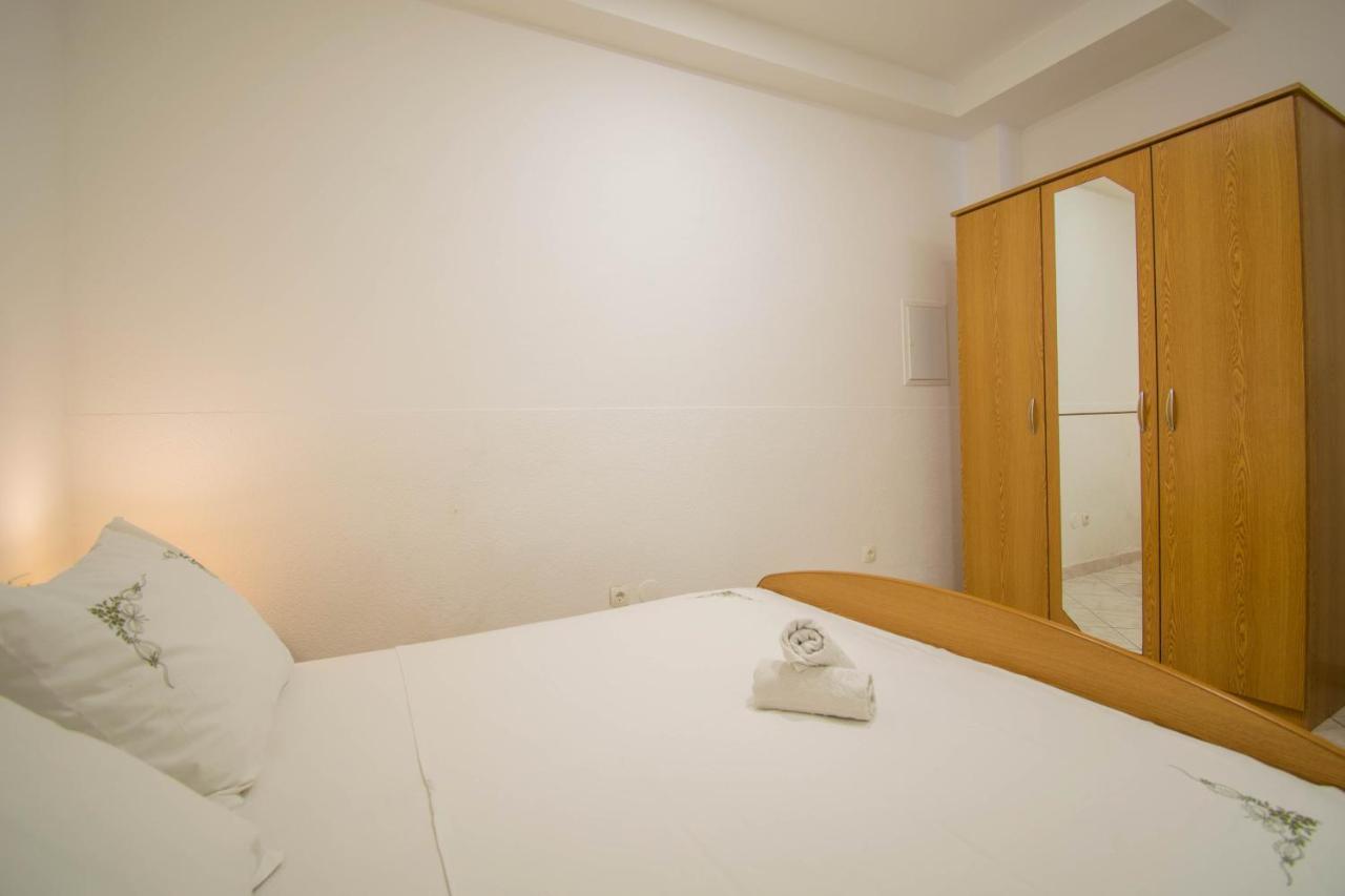 Apartments Manuela - Baška Voda Dış mekan fotoğraf